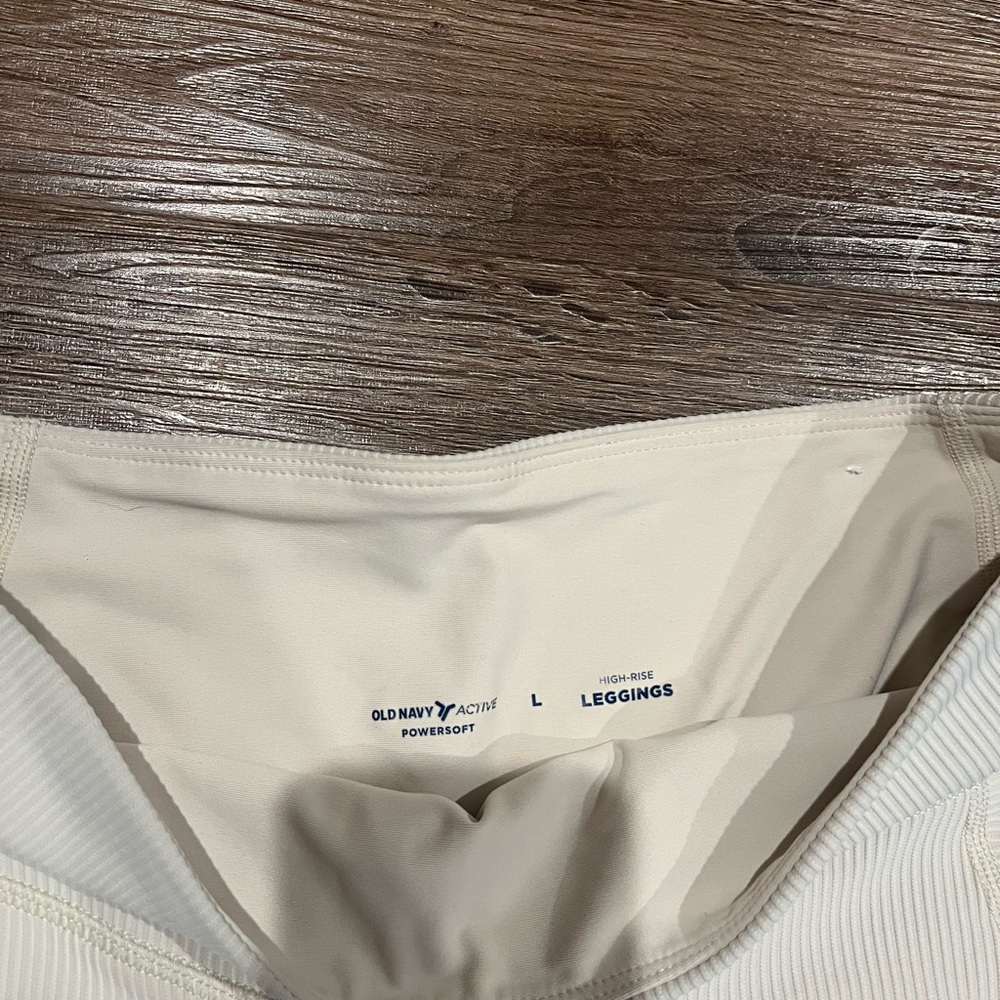 Old Navy Cream High-Rise Leggings